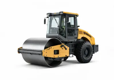 Combination roller with steel drum and rubber tires